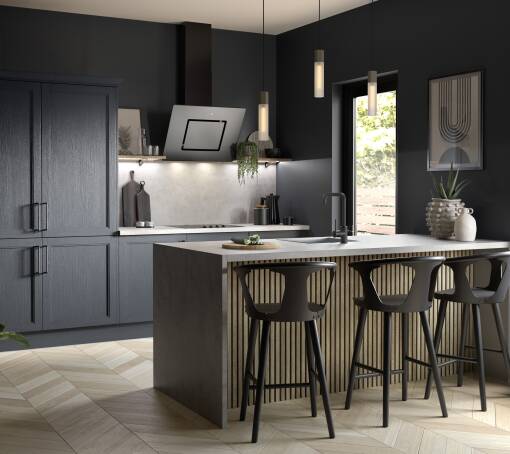 Shaker Timber Regent Blue Grain kitchen